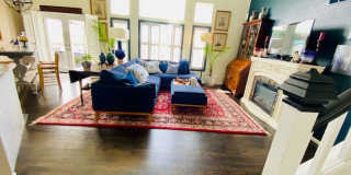 Move in Special- Beautiful Furnished 3 Bedroom/2.5 Bathroom Single Family Home with Flexible Lease terms. Gallery 24