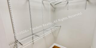 313 Chamberlin St Gallery 14