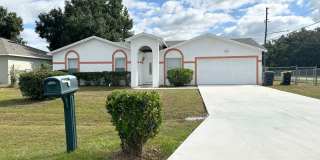 3/2 LARGE corner lot in Polk County Poinciana Gallery 1