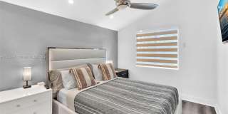 1044 NW N River Gallery 51