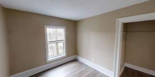 716 Pearl Street Gallery 10