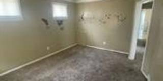 8100 MEADOW Avenue Gallery 5