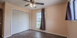 1002 River Oak Gallery 15