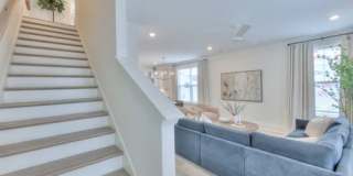 10th & Park Gallery 18