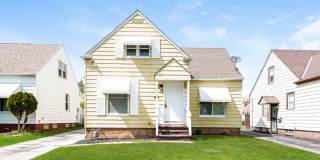 18505 Maple Heights Boulevard Gallery 1