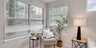 Charming 2 bed 1 bath Condo in Centennial! Gallery 5