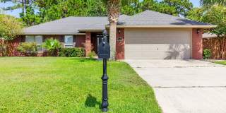 4 Bedroom in Gulf Breeze!! Gallery 1