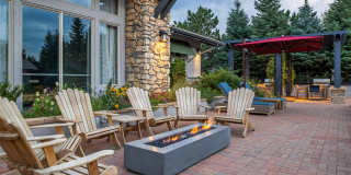 Montrachet Gallery 25