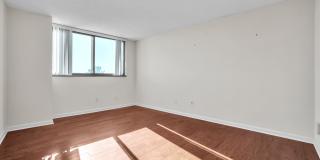 1101 South Arlington Ridge Road #806 Gallery 14