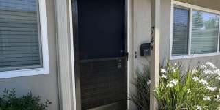 $2,995 - UPDATED 2 BR/1BA Duplex-Downtown Willow Glen! Gallery 3