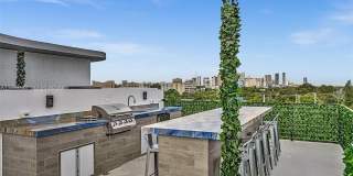 2100 Miami Rd Gallery 27