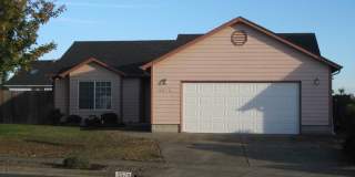 Beautiful 3 Bedroom 2 Bath Located in SW Corvallis! Beautiful 3 Bedroom 2 Bath Located in SW Corvallis! Gallery 1