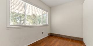 2140 Robin Drive Gallery 28
