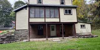 318 E Main St Gallery 1