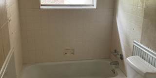 3 Bed 1 Bath Newly Remodeled Home in Del City Gallery 9