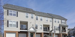 The Mercer at Lawrence Station Gallery 14