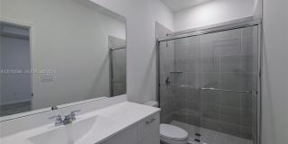 2628 SE 28 DR Gallery 25