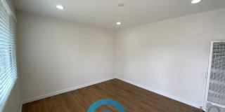 1628 Burton Street Gallery 9