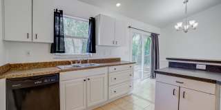 Very Nice 3/2 Home w/ Fenced Yard in St. Cloud with Bonus Room Gallery 13