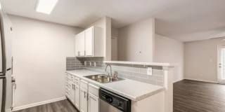 The Pointe at Westland Gallery 17