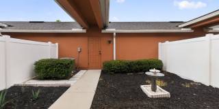 Charming 4BR Townhome in Winter Garden Gallery 4