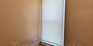 4915 Maplewood Avenue Gallery 25