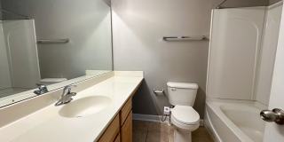 1215 Green Oaks Lane - B - 1 Gallery 9