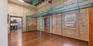 1500 East Madison Street Gallery 8