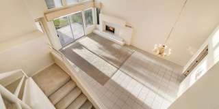 Charming Guard-Gated Southwest Las Vegas Townhome with Fireplace & Golf Course Views! Gallery 23