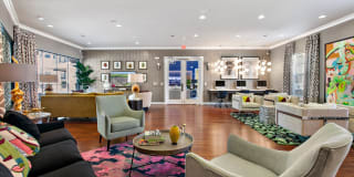Sadler House Luxury Apartment Homes Gallery 6