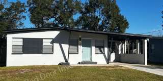 Renovated! Spacious 3 bedroom 2 bath Home! Gallery 1