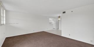3100 W Rolling Hills Cir Gallery 17