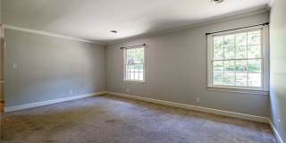 Room in 5 Bedroom Home at Kinnamon Rd Gallery 1