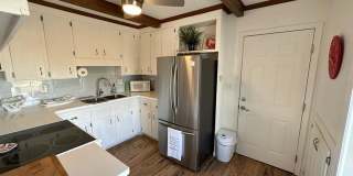 400 Dobbs Street Gallery 1