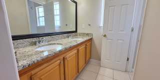 Spacious Two-Story Home with Hot Tub, Pool Table & Fenced Yard in Panther Creek Gallery 23