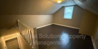 68 N. Waverly Street Gallery 7