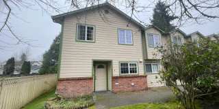 3 bed 1.5 bath townhome in the prime location of Bothell!! Gallery 32