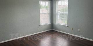 8116 Lake Tree Lane Gallery 15