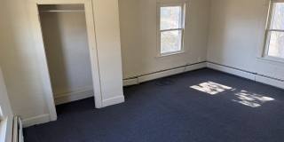 624 Main Street Gallery 1