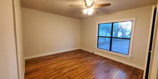 919 South Clements Street Gallery 9