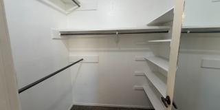 3 BED/2 BATH/2 CAR GARAGE: AVAILABLE NOW!! Gallery 17