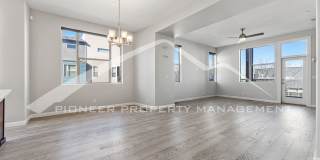 Beautiful Townhome with Central A/C and Two Car Garage! Gallery 10