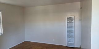 Welcome to Reeves Apartments Gallery 4