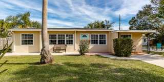 1560 4th Ct Gallery 22
