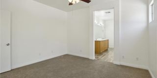 5433 Overlook Valley Street Gallery 23