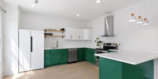 Charming + Modern Highland Park Home - 3 Beds, 2 Baths, Fenced Yard, + Plenty of Parking! Gallery 11