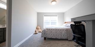 8380 Abercrombie Ln. Gallery 37