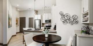 Vintage Franklin Apartments Gallery 17