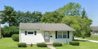 Charming 2 Bedroom 1 Bath Gallery 1