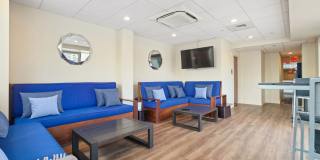 AQ Rittenhouse Gallery 21